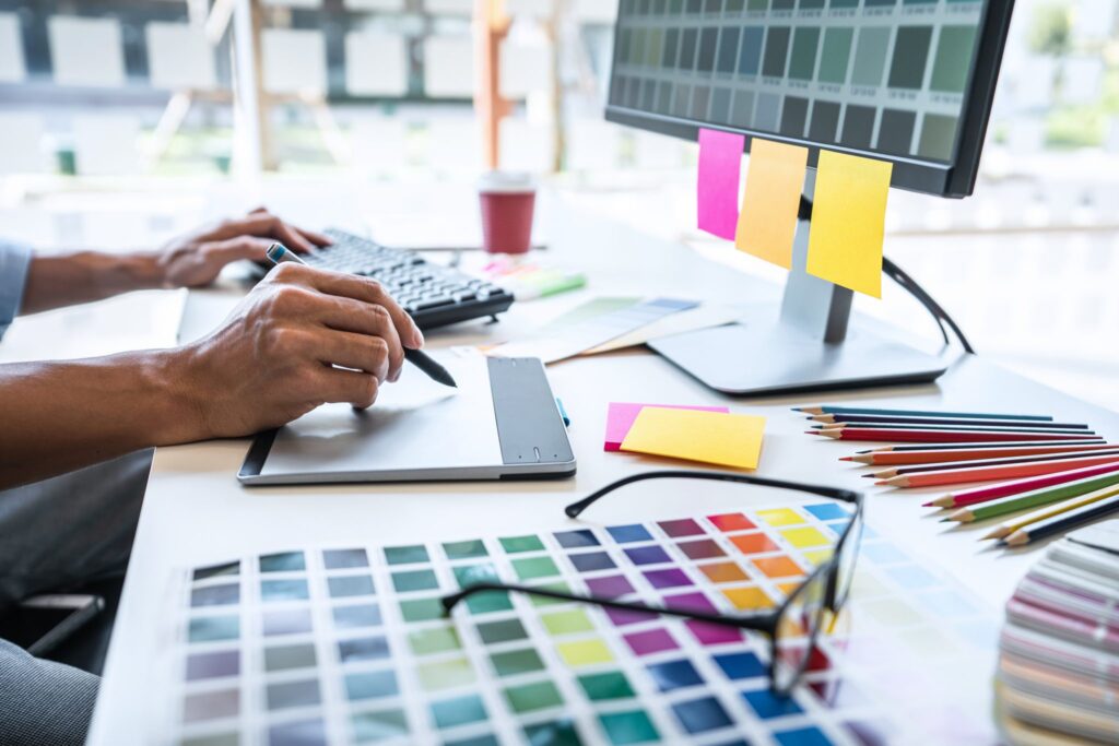 social and brand logo design -UI and UX